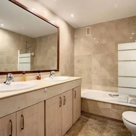 Avn Barcelona Apartamento Marbella